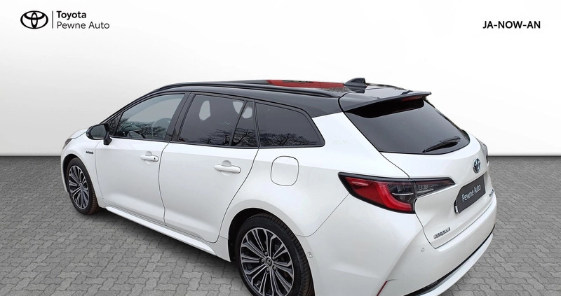 Toyota Corolla cena 92900 przebieg: 128800, rok produkcji 2019 z Serock małe 121